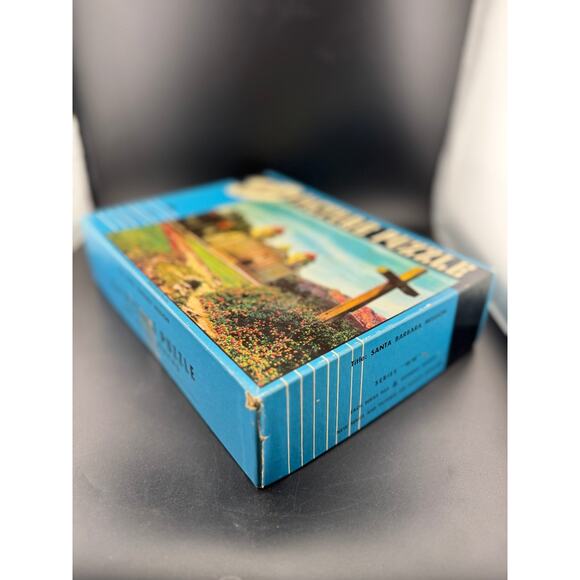 Vintage Guild Puzzle - Santa Barbara Mission - Picture 5 of 7